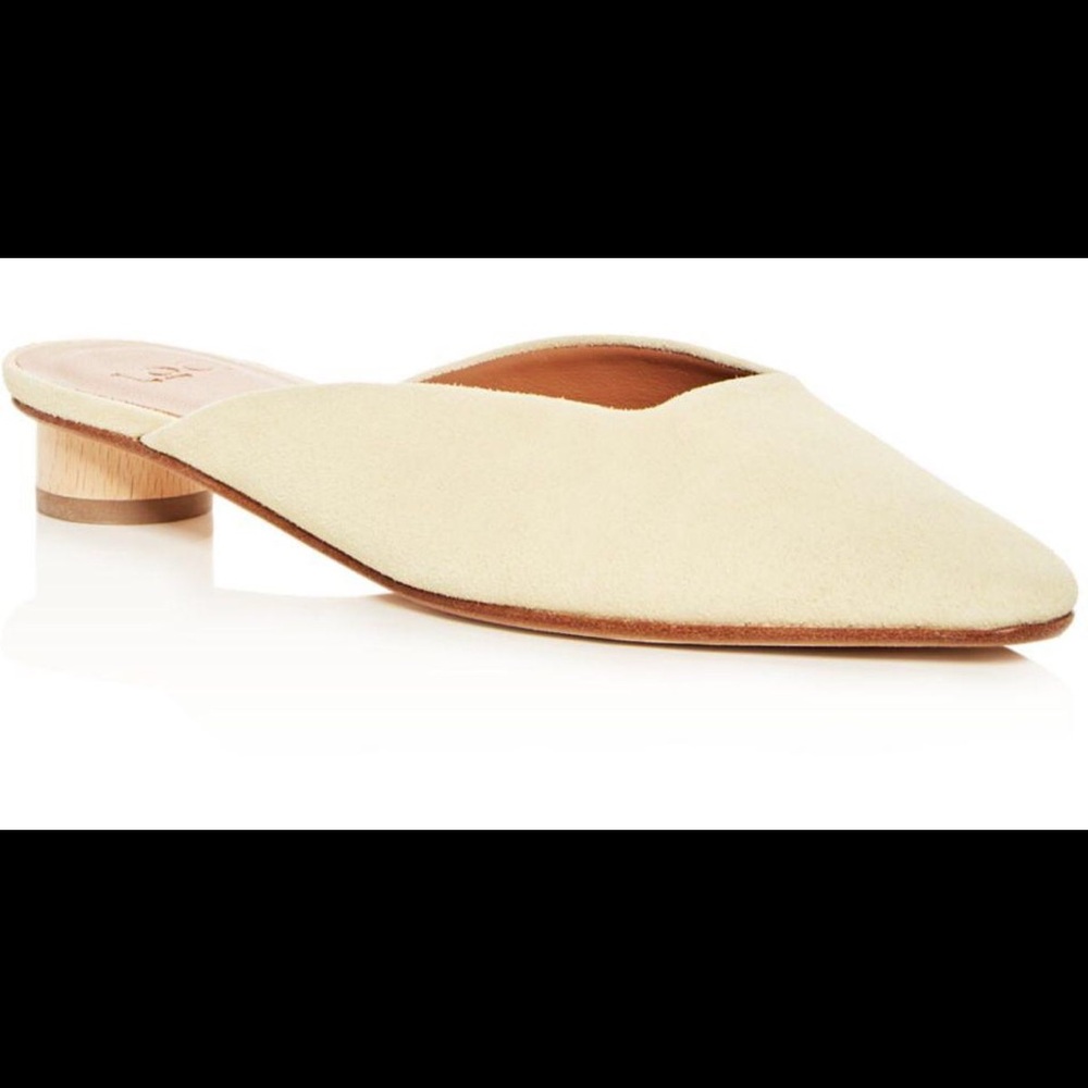 Loq Carmen Mules in Merengue 💛